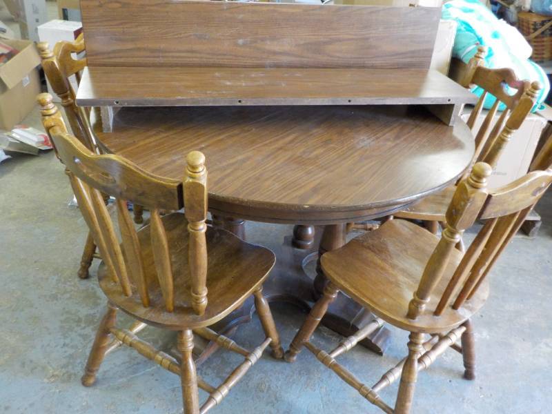 lot 219 image: Round 47 Table with 2 - 11 Leaves...