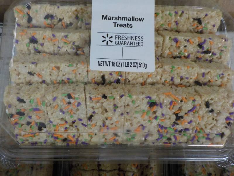 lot 296 image: 6 - 18 oz Containers Marshmallow Tr...