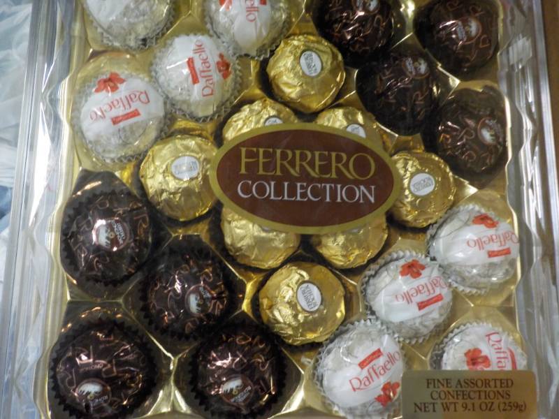 lot 314 image: Box of Ferrero Collection...