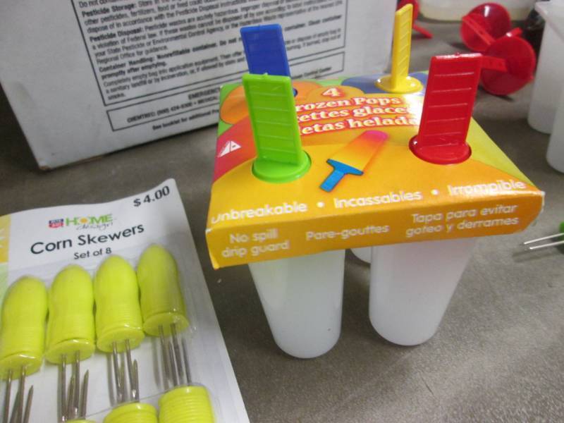 Lot of 16 - 4pc Frozen Pop Makers, ...
