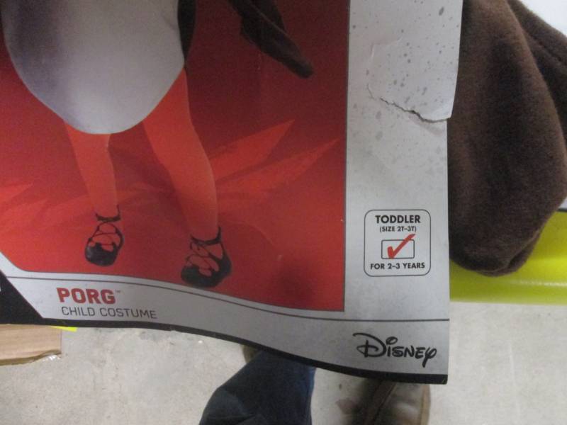 Star wars Porg costumer...