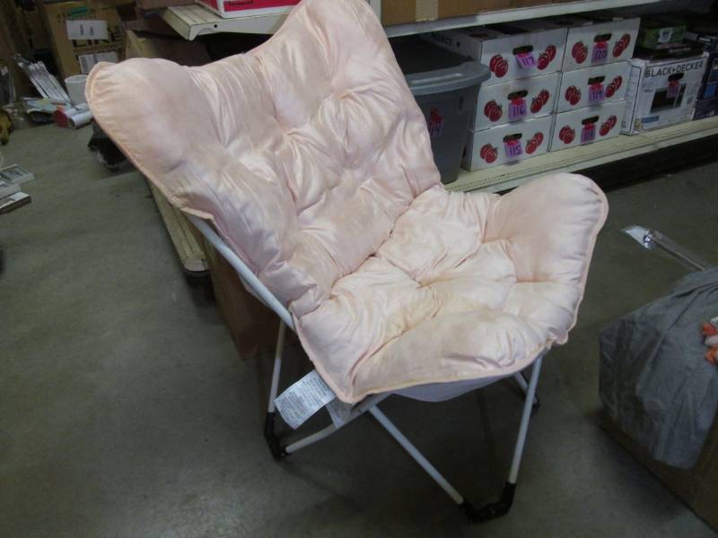 lot 30 image: Metal Frame Butterfly Chair  RMT...