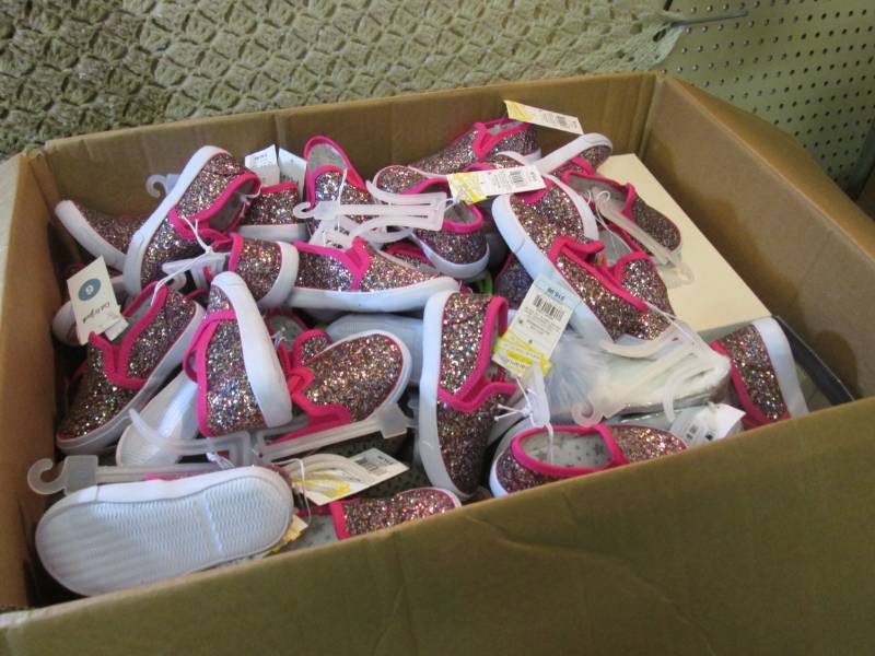 lot 63 image: Large Lot of Assorted Shoes New wit...