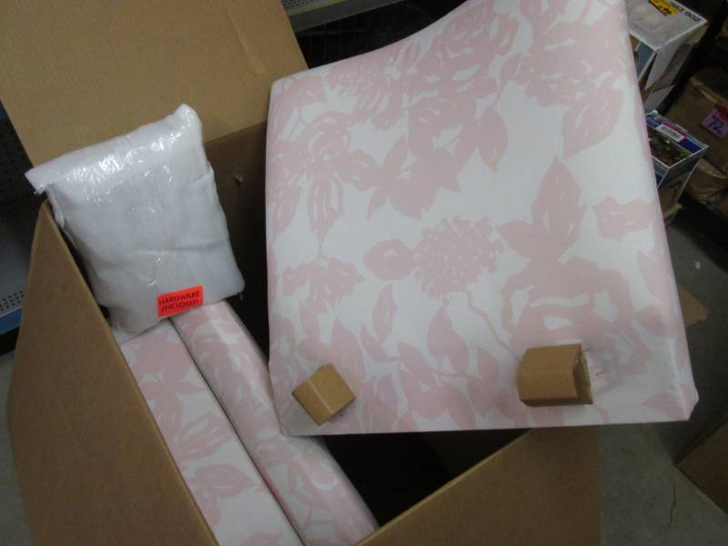 lot 84 image: Floral Fabric Cushion Chair Open Bo...