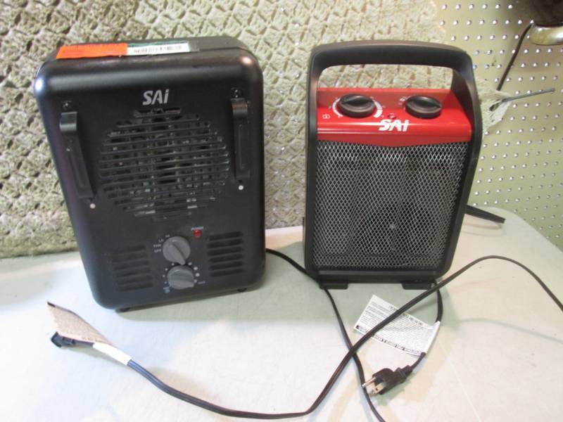 lot 135 image: Lot of 2 Heaters  RM1...