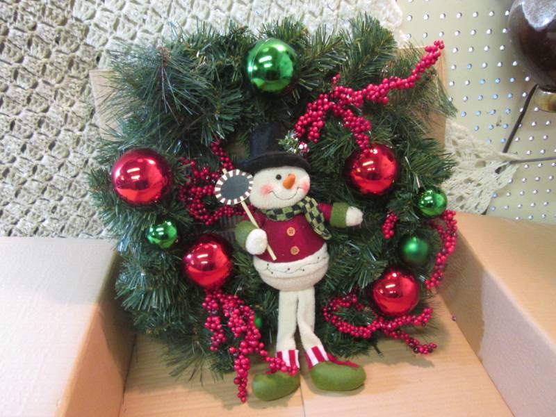 lot 147 image: Light-Up 20 Snowman Wreath New in ...