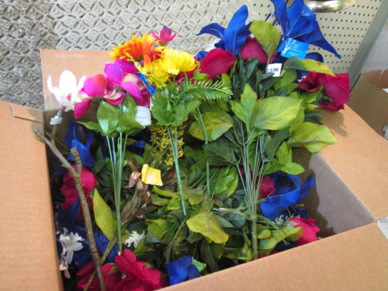 lot 175 image: Box Full of Fake Flowers  CS...