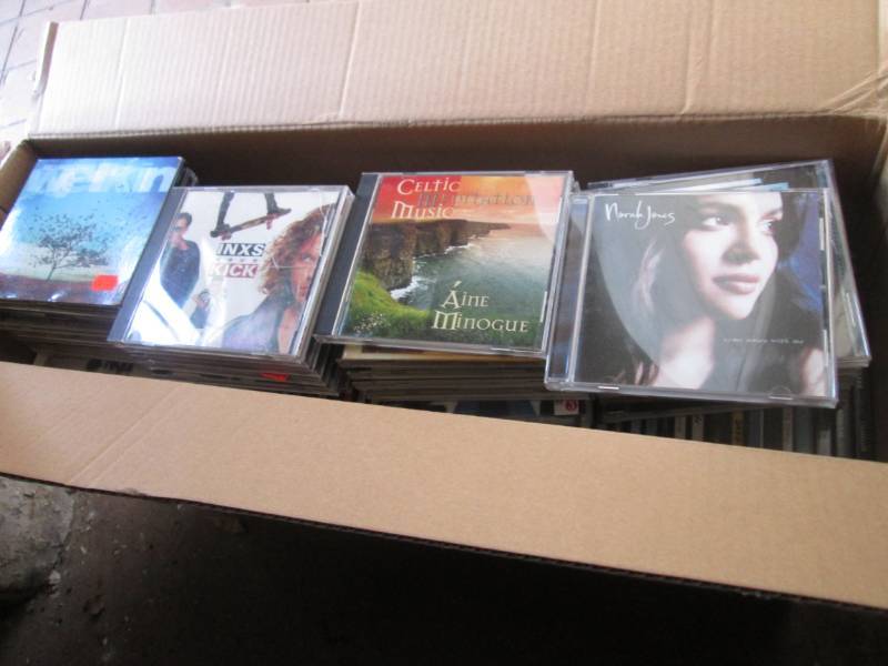 lot 199 image: Box Full of CDs  CLR...