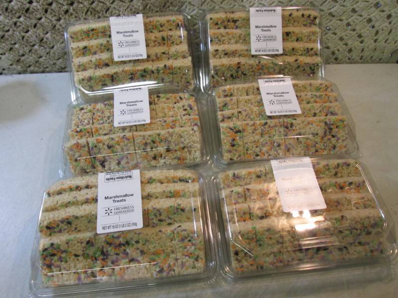 lot 232 image: 6 Trays of Marshmallow Rice Crispy ...