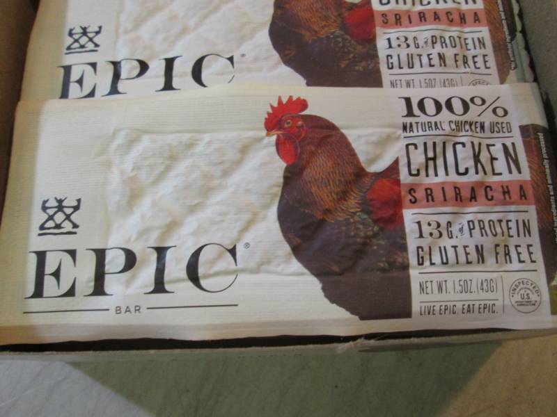 lot 257 image: Box of 12 Chicken Sriracha Bars Bes...