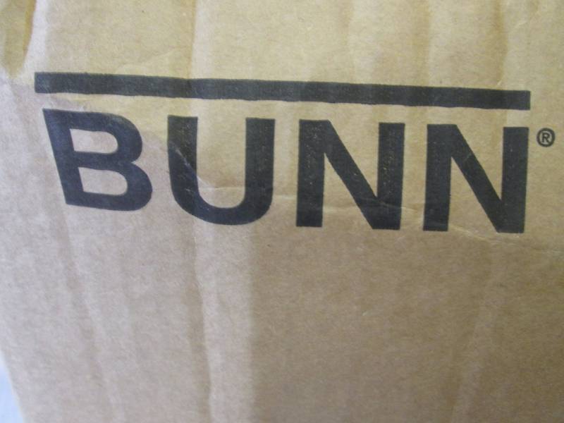 lot 270 image: Case of Bunn Coffee Filters 250 Ind...