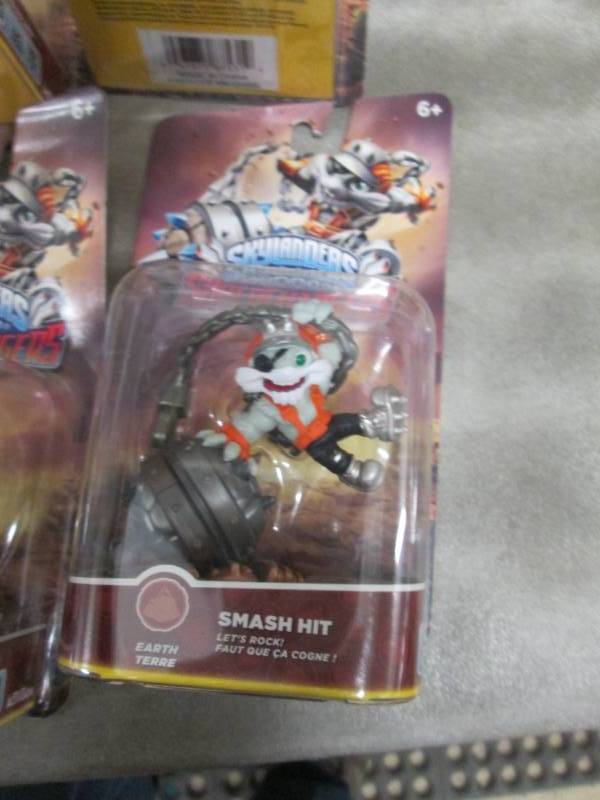 6 Skylanders Superchargers Characte...