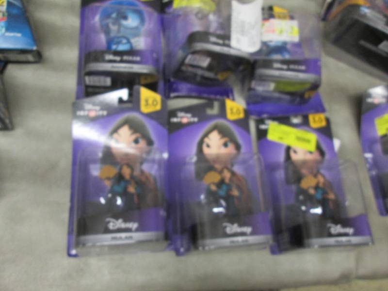 6 Assorted Disney Infinity 3.0 Char...