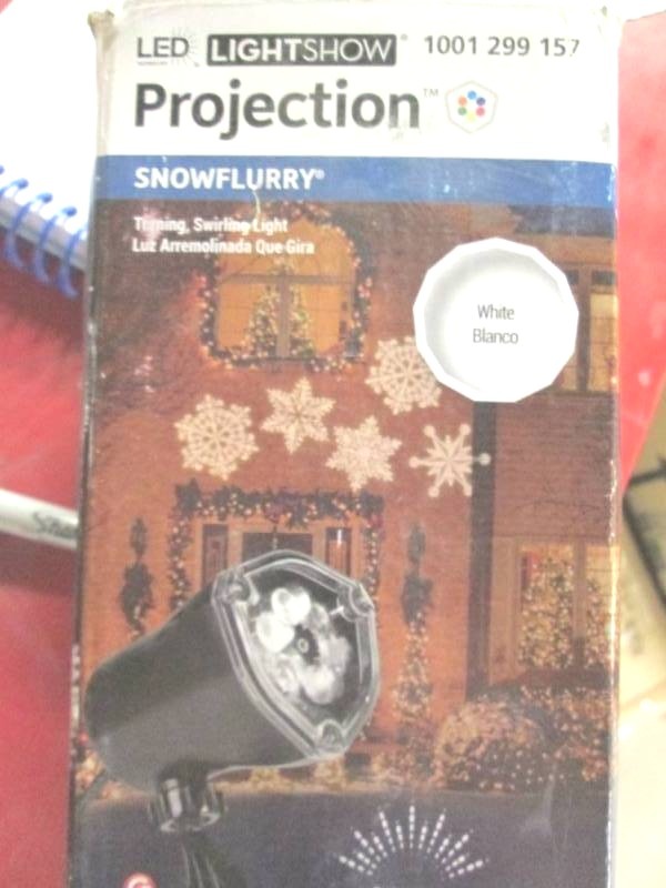 lot 35 image: LED Light Show Projection (Snow Flu...
