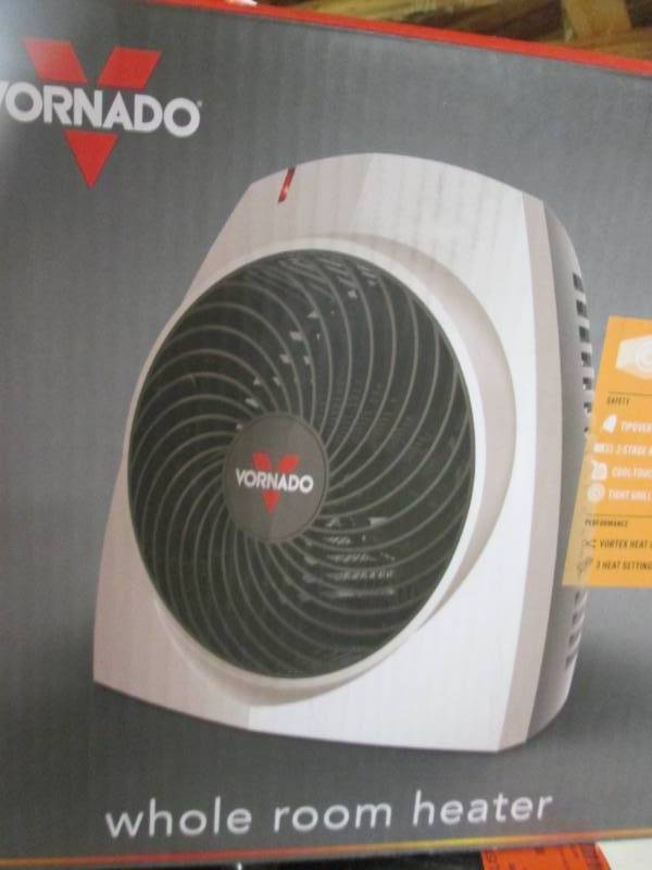lot 46 image: Vornado Whole Room Heater (Tip Over...