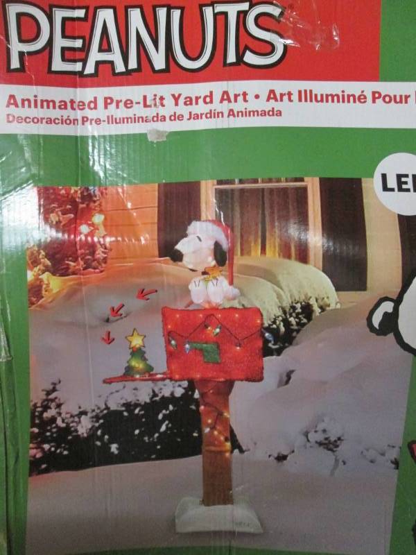 lot 55 image: Peanuts Animated Outdoor  Open Box ...