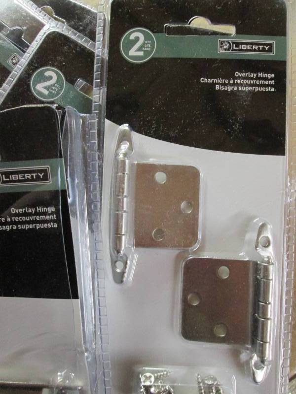 lot 121 image: Liberty Overlay Hinge .45 (6 Packa...