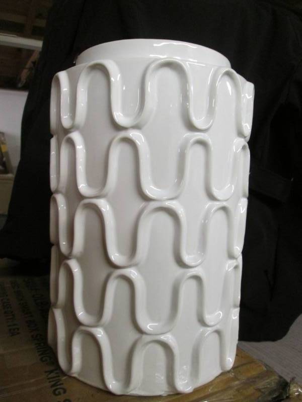 lot 135 image: Vickman Co. Pons Ceramic Urn (White...