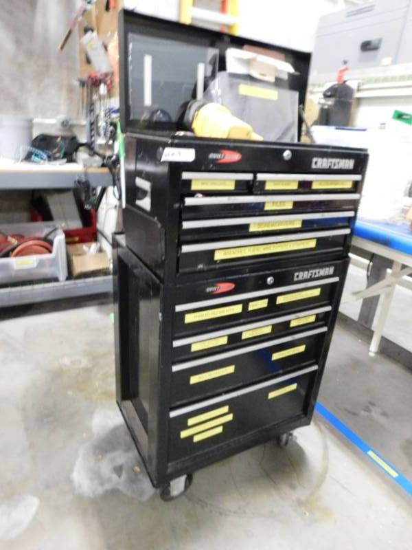 lot 9 image: Rolling Craftsman Tool Chest with Tools