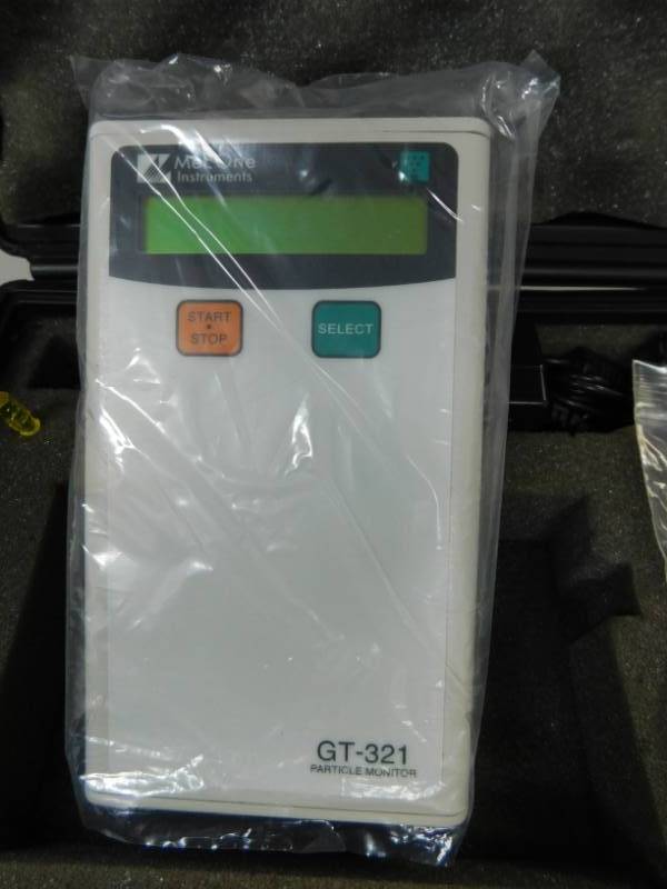 lot 72 image: Met One GT-321 Particle Monitor