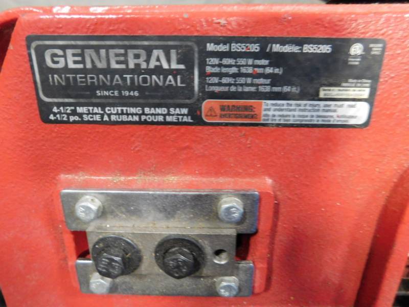 lot 76 image: General International 4 12 Metal Cutting Band Saw