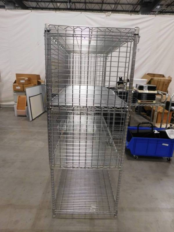 lot 124 image: Metro Storage Rack - 5(w) x 63(h) x 24(d)