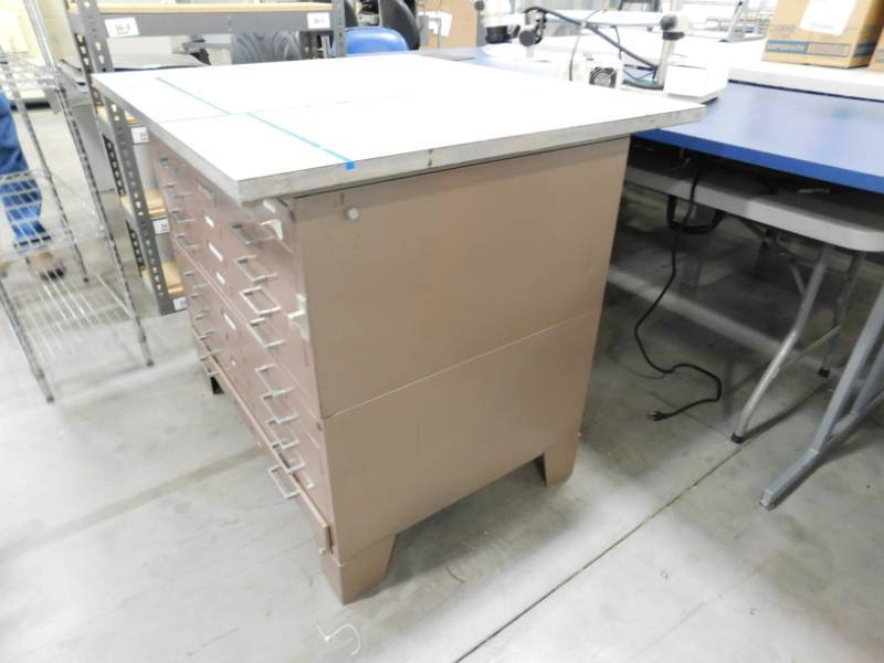 lot 133 image: Mayline Drafting Table - 45(w) x 38.5(h) x 39(d)