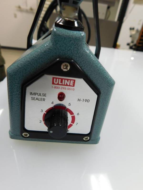 lot 139 image: Uline H-190 Heat Sealer