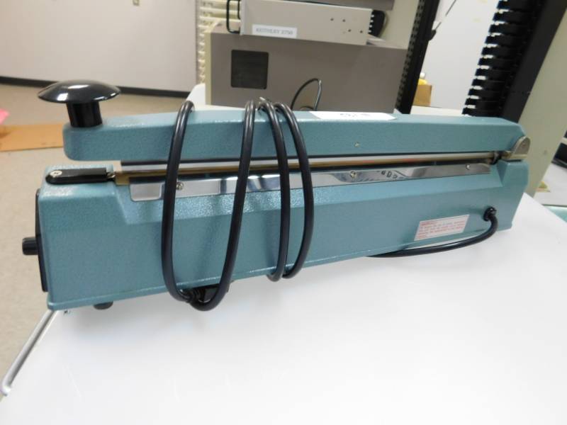 lot 182 image: Uline 16 Impulse Heat Sealer