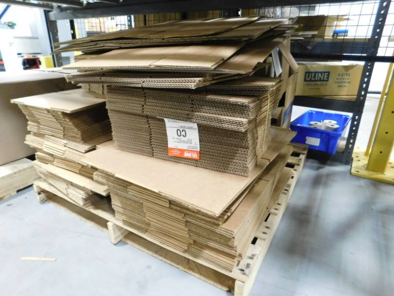 lot 250 image: New Shipping Boxes
