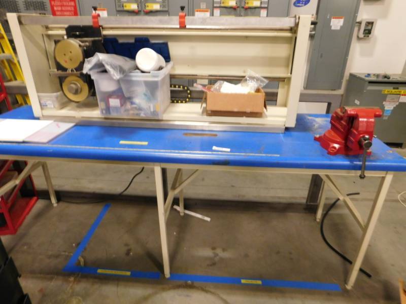 lot 277 image: Squeege Sharpner, Vise, Table and More