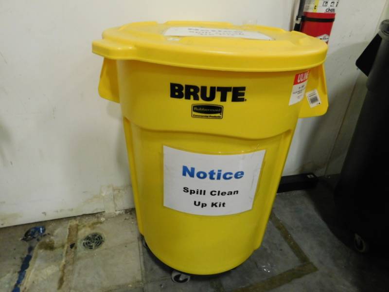 lot 283 image: Safety Spill Clean Up Kit