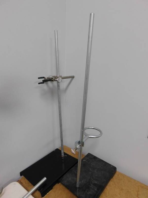 lot 299 image: Lab Equipment
