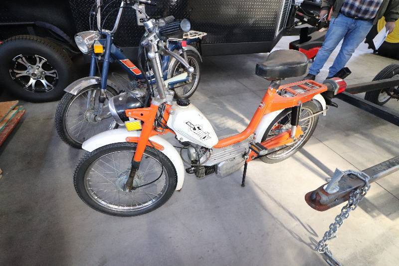 lot 20 image: Demm Smiley Moped