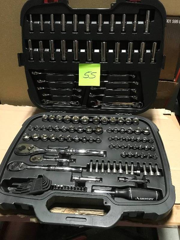 lot 55 image: Husky Mechanics Tool Set (134-Piece)