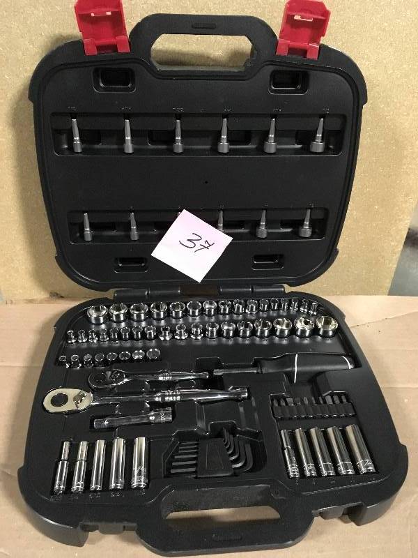 lot 37 image: Husky Mechanics Tool Set (92-Piece)
