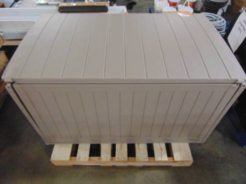 lot 26 image: Suncast 26.75-in L x 49.25-in 134-Gallon Brown Deck Box BMDB3425