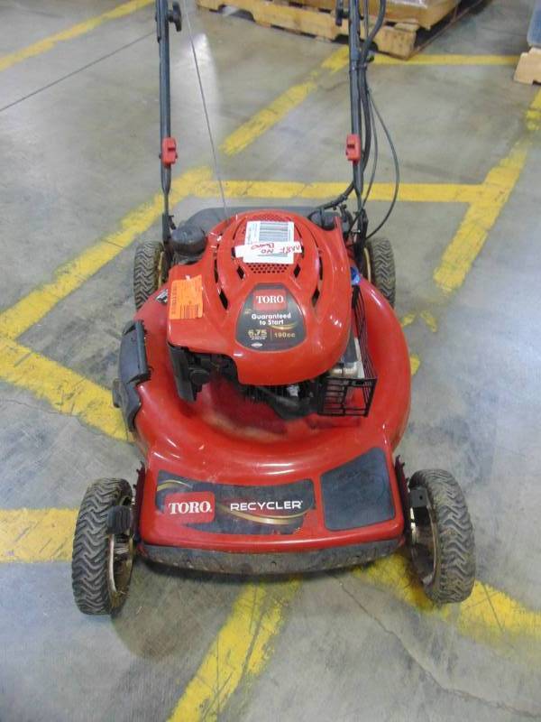 lot 35 image: Toro Recycler (22) 190cc Personal Pace 20068
