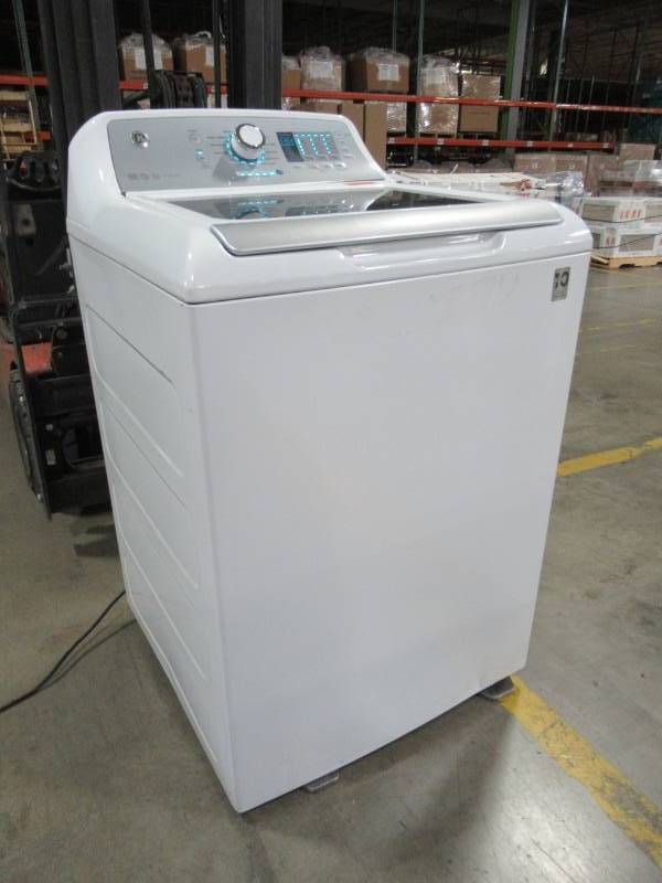 lot 13 image: Slightly USED GE 4.6-cu ft High-Efficiency Top-Load Washer (White) ENERGY STAR GTW680BSJWS - Couple Dings on Shell