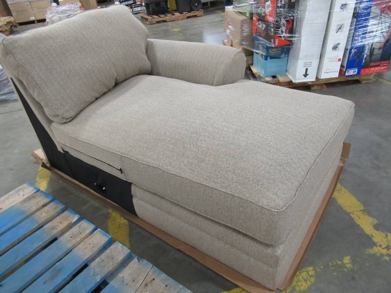 lot 177 image: NEW ASHLEY Amandine Right-Arm Facing Chaise In Toast, Part of the 4 Sectional Set APK-42502-R4