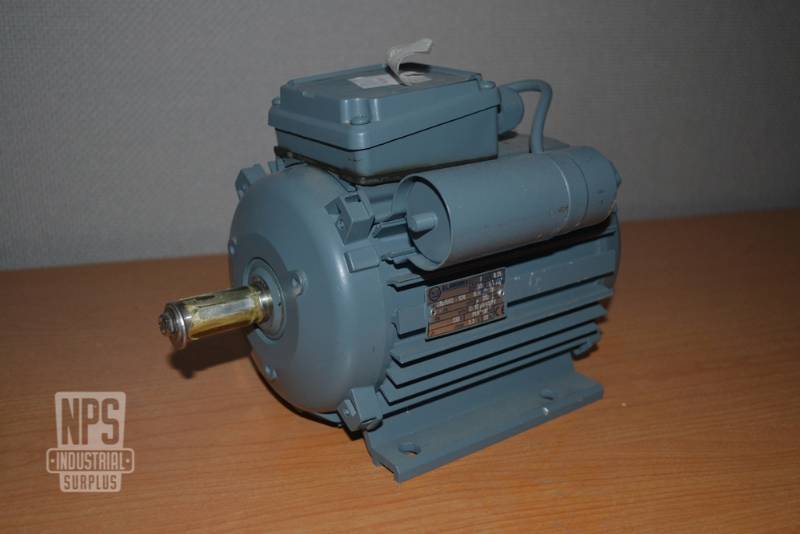 lot 14 image: NEW JL Bruvik Electric Motor  0.80 KW