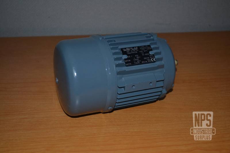 lot 32 image: NEW JL Bruvik Electric Motor  0.16 KW