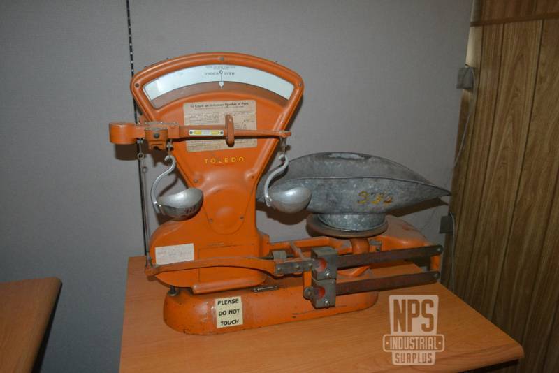lot 5 image: Toledo 40# Balance Scale - Works Well