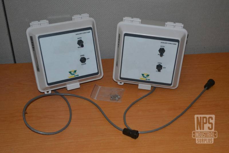 lot 3 image: NEW LOT OF 2 VALCO Curtain Controllers