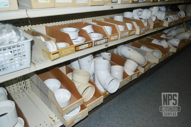 lot 77 image: Contents of Shelf 40,41  - SCH 40 Pipe Fittings