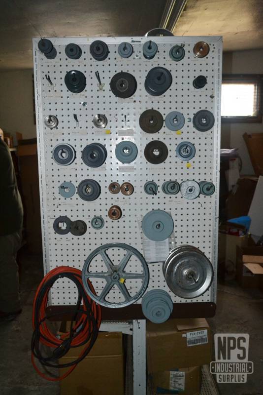 lot 141 image: ALL Inventory of Pulleys and Extension Cords