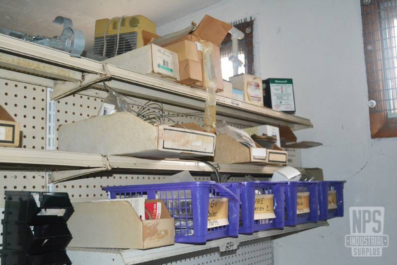 lot 154 image: Contents of Shelf 232,233,234  - Thermostats, Boiler Parts and Controllers
