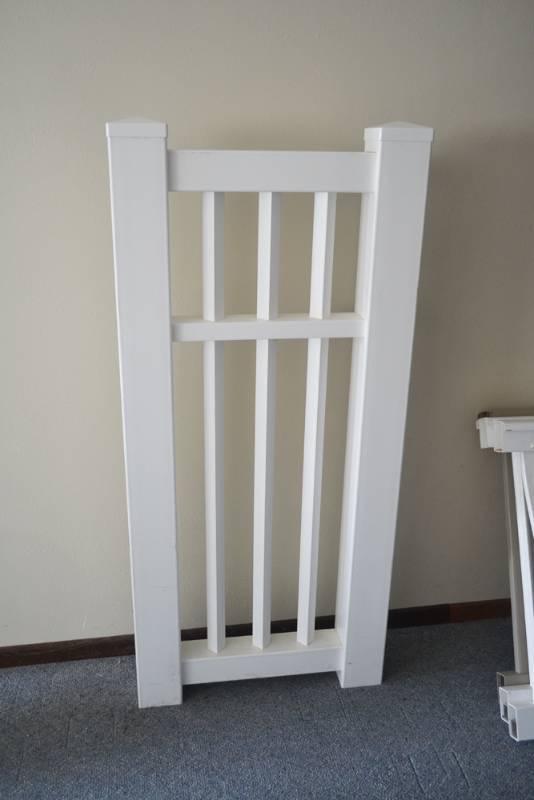 lot 203 image: Country Estate PVC Fencing Sample 62.5 tall x 28.5 Wide