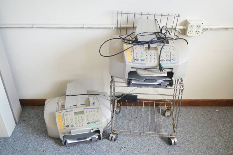 lot 219 image: (2) HP Fax Machines w Table
