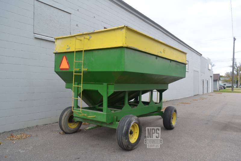 Grain Gravity Wagon